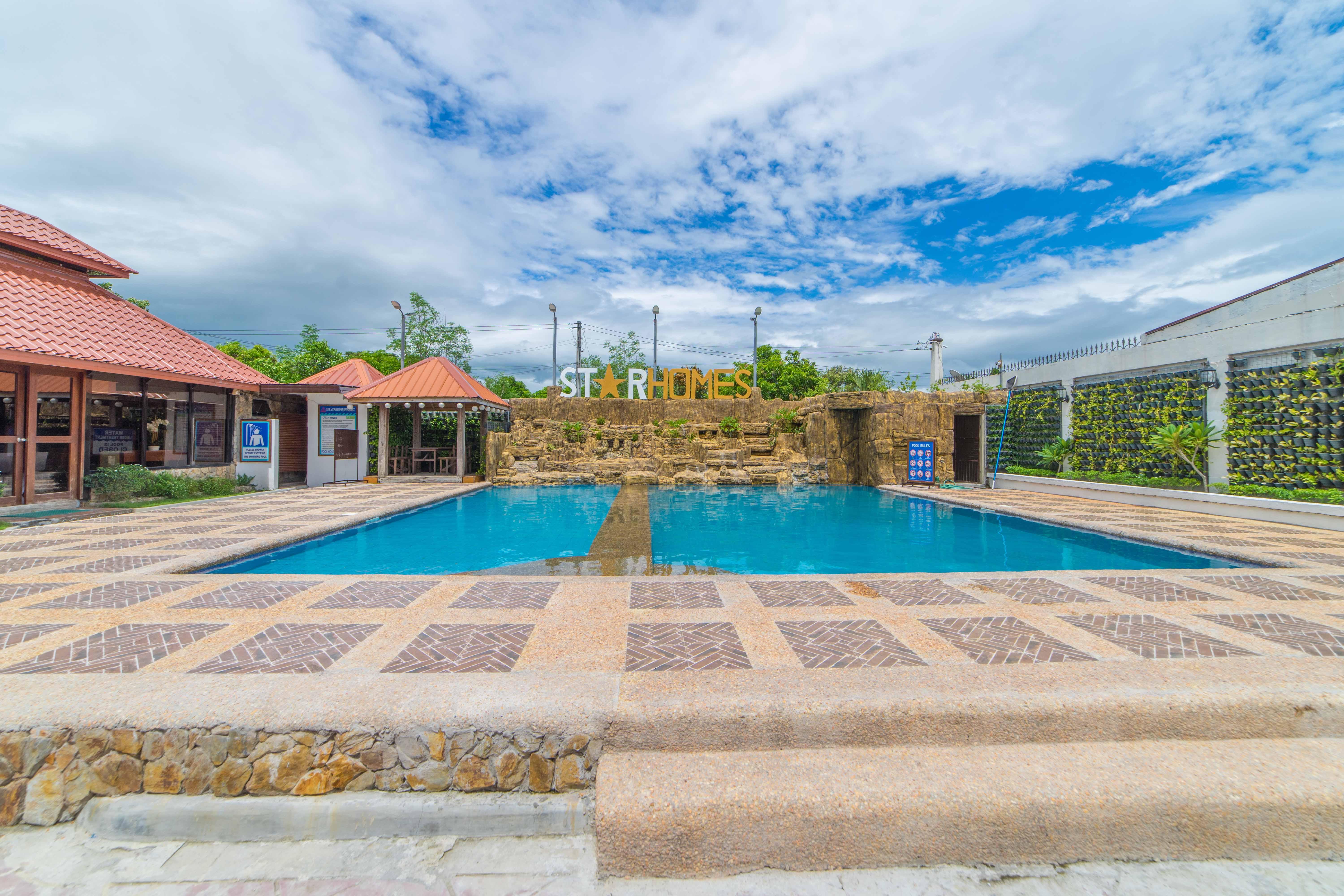 Reddoorz Plus @ Starhomes Olivianville Tarlac City Εξωτερικό φωτογραφία