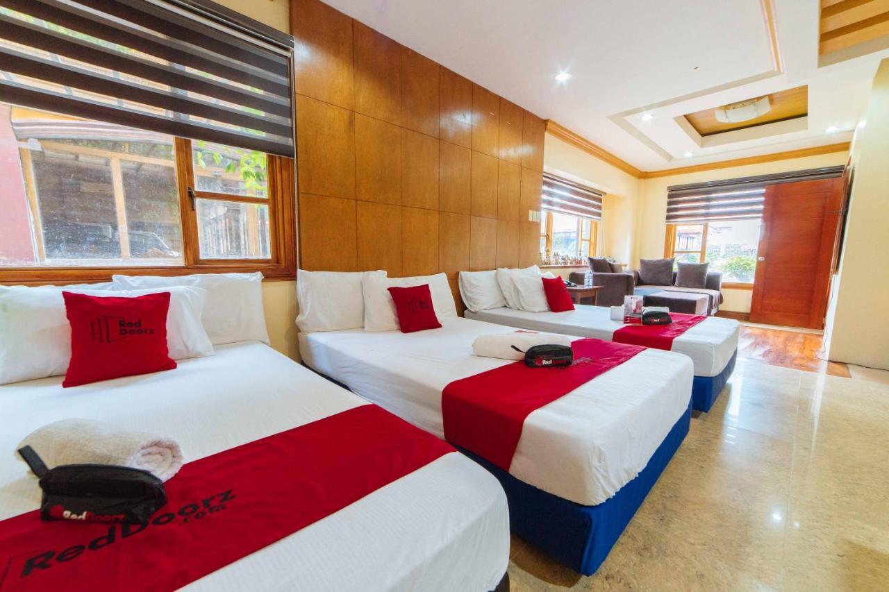 Reddoorz Plus @ Starhomes Olivianville Tarlac City Εξωτερικό φωτογραφία