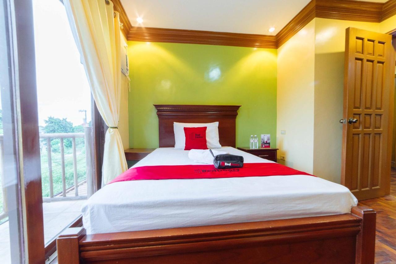 Reddoorz Plus @ Starhomes Olivianville Tarlac City Εξωτερικό φωτογραφία