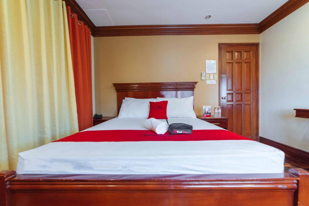 Reddoorz Plus @ Starhomes Olivianville Tarlac City Εξωτερικό φωτογραφία